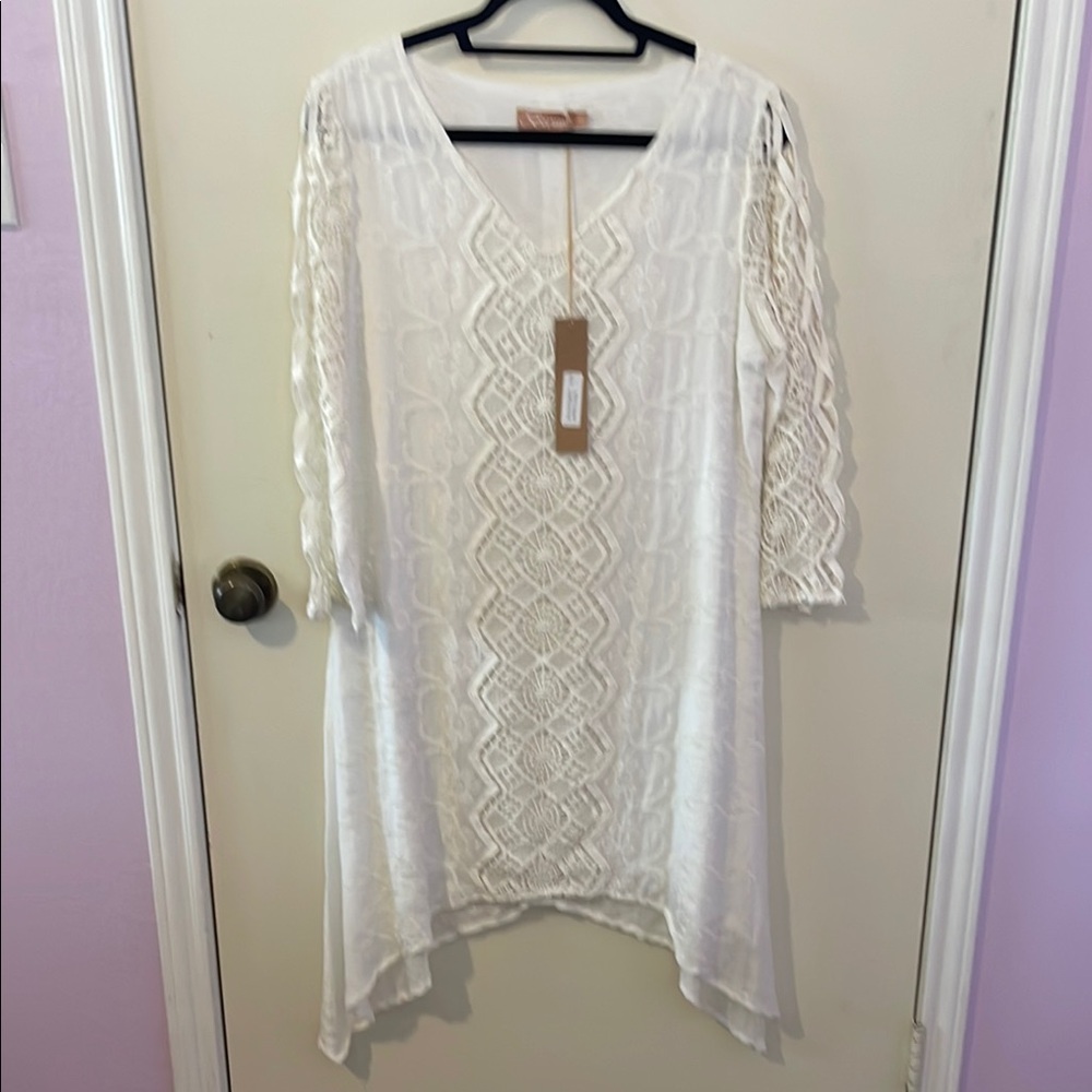 Elegant White Lace Dress